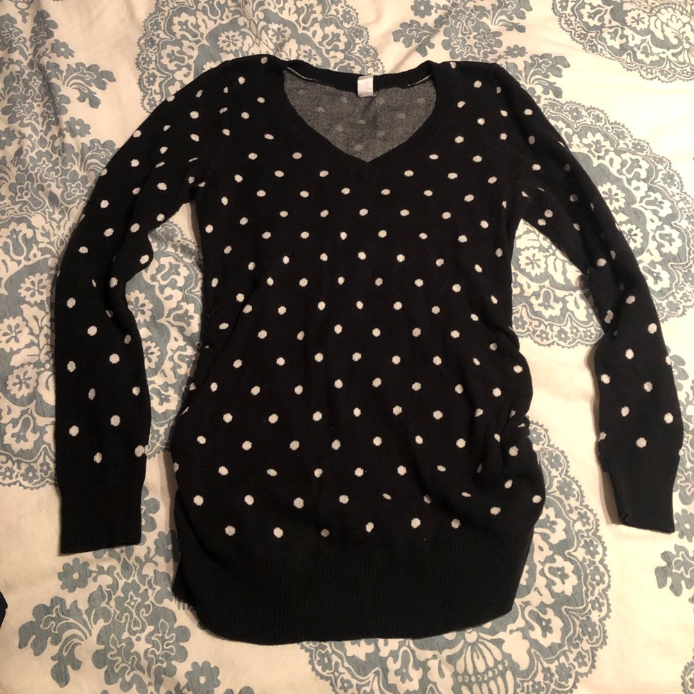 Polka dot maternity sweater